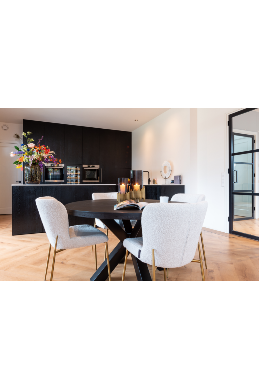 Contemporary Dining Chair | Oroa.com