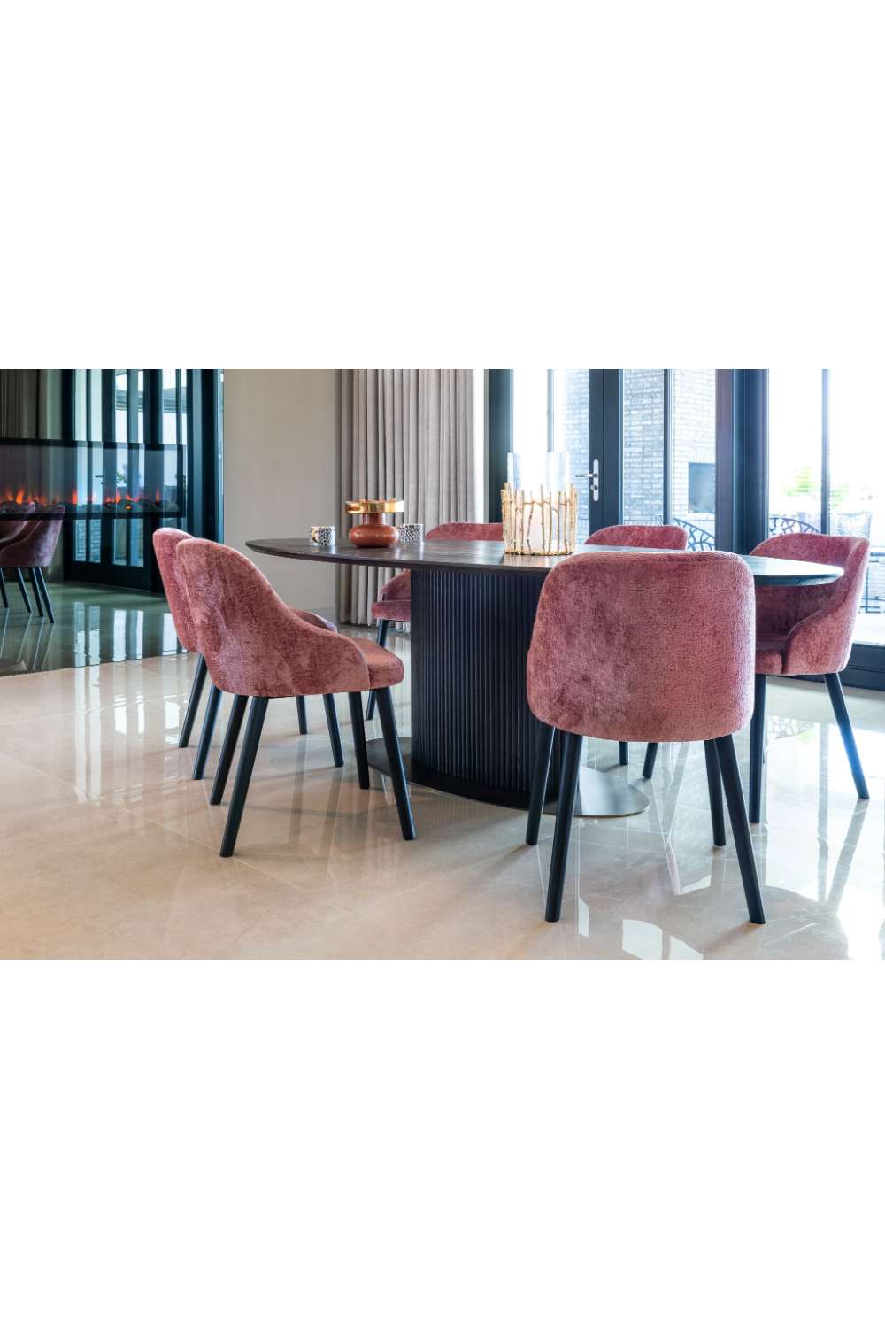 Contemporary Oval Dining Table | Oroa.com