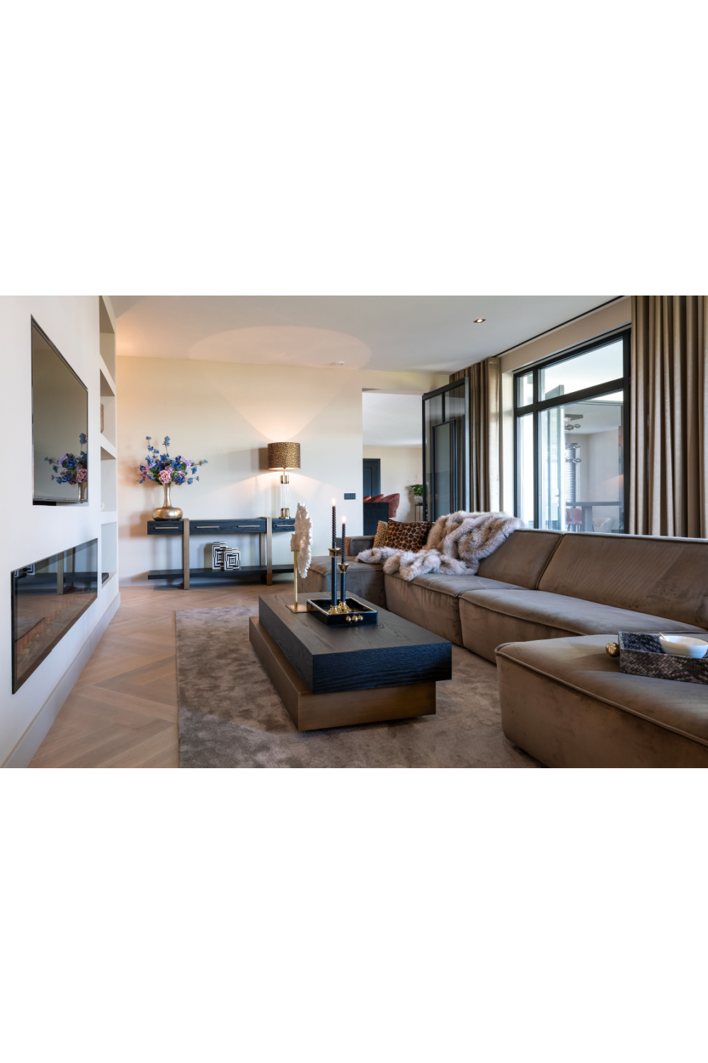 Rectangular Oak Coffee Table | Richmond Interiors Cambon | Oroa.com