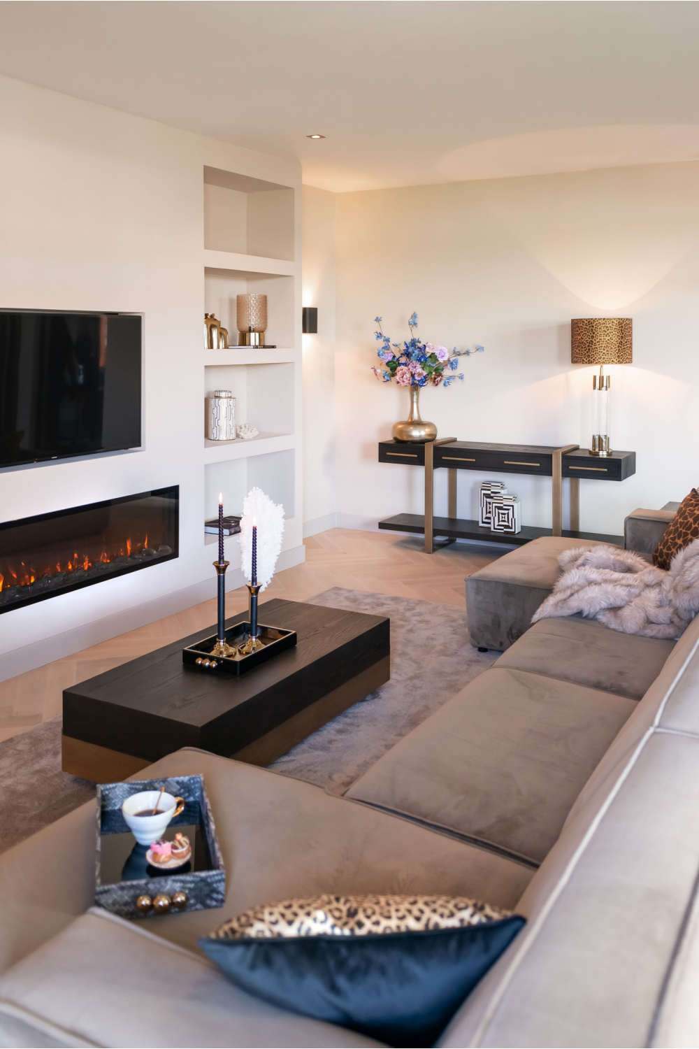 Rectangular Oak Coffee Table | Oroa.com