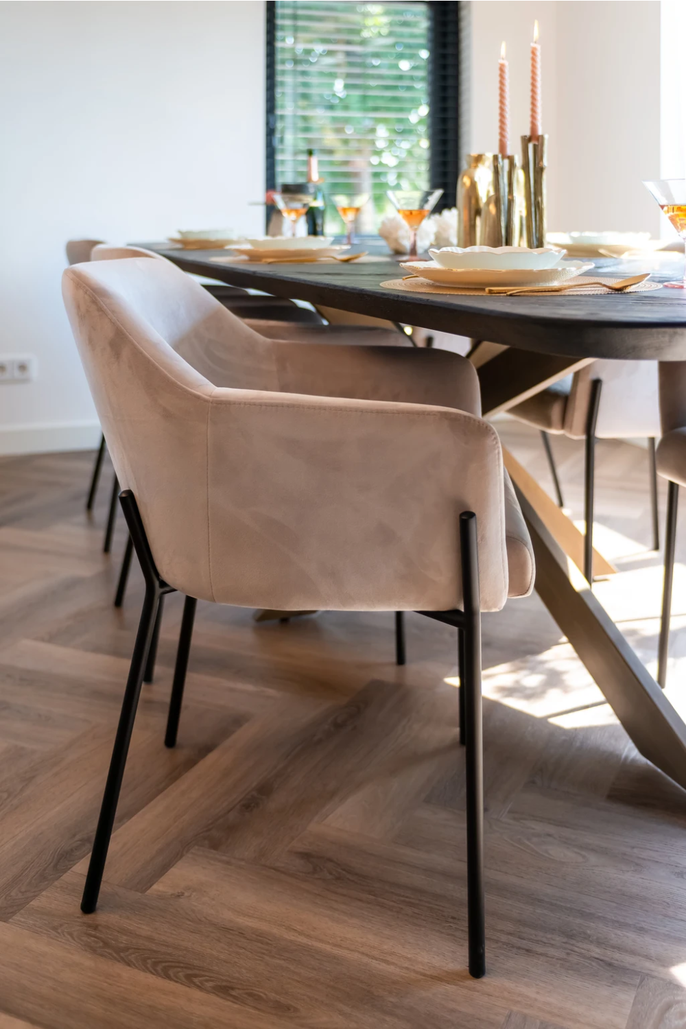Upholstered Dining Armchair | Oroa.com