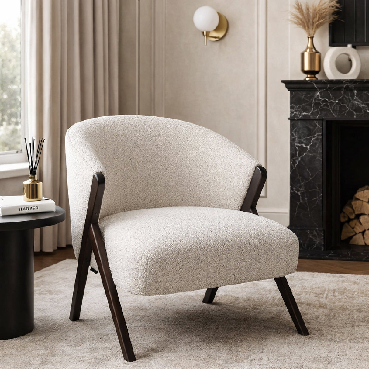 Triangle Patterned Lounge Chair | Oroa.com
