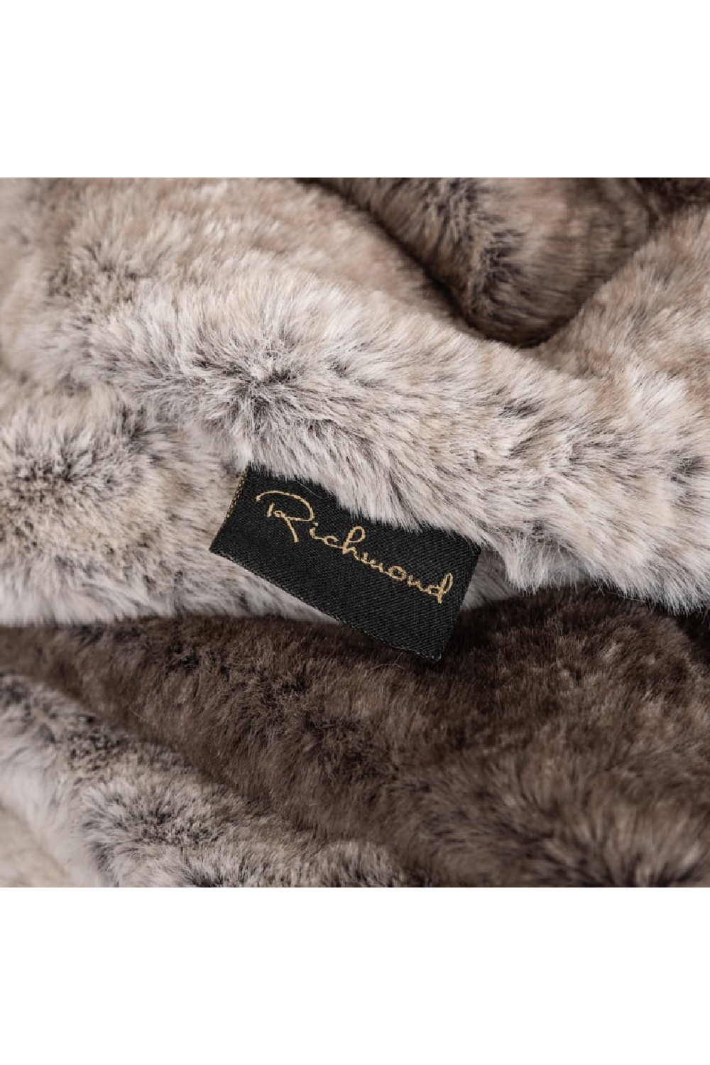 Brown Furry Blanket | Richmond Interiors Nanoek | Oroa.com