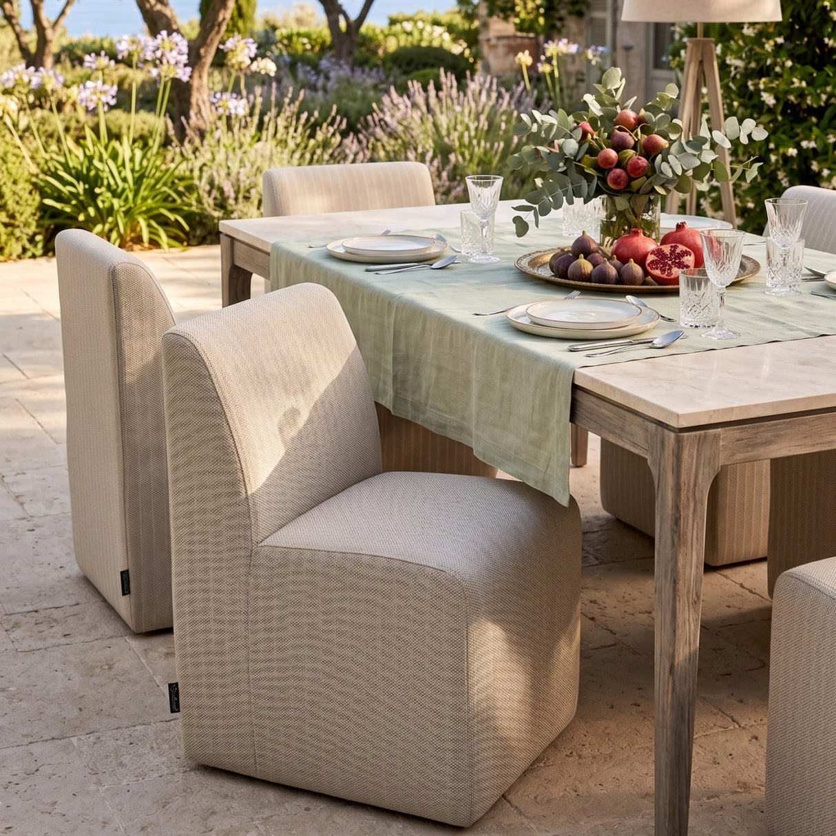 Outdoor Dining Chair | Oroa.com