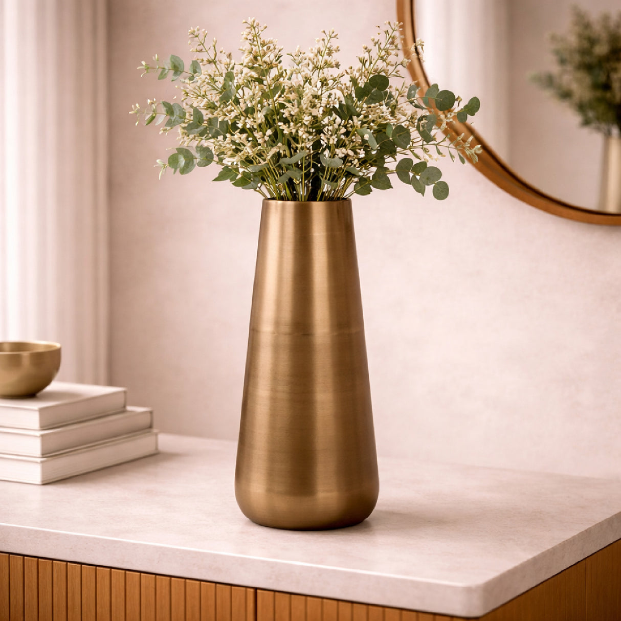 Antique Brass Vase | Oroa.com