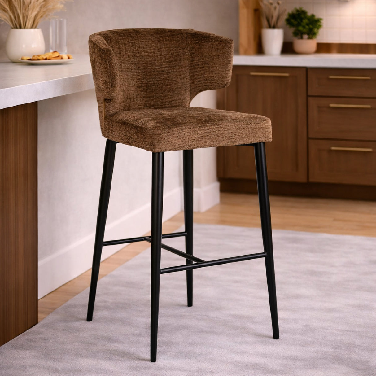 Curved Back Bar Stool | Oroa.com
