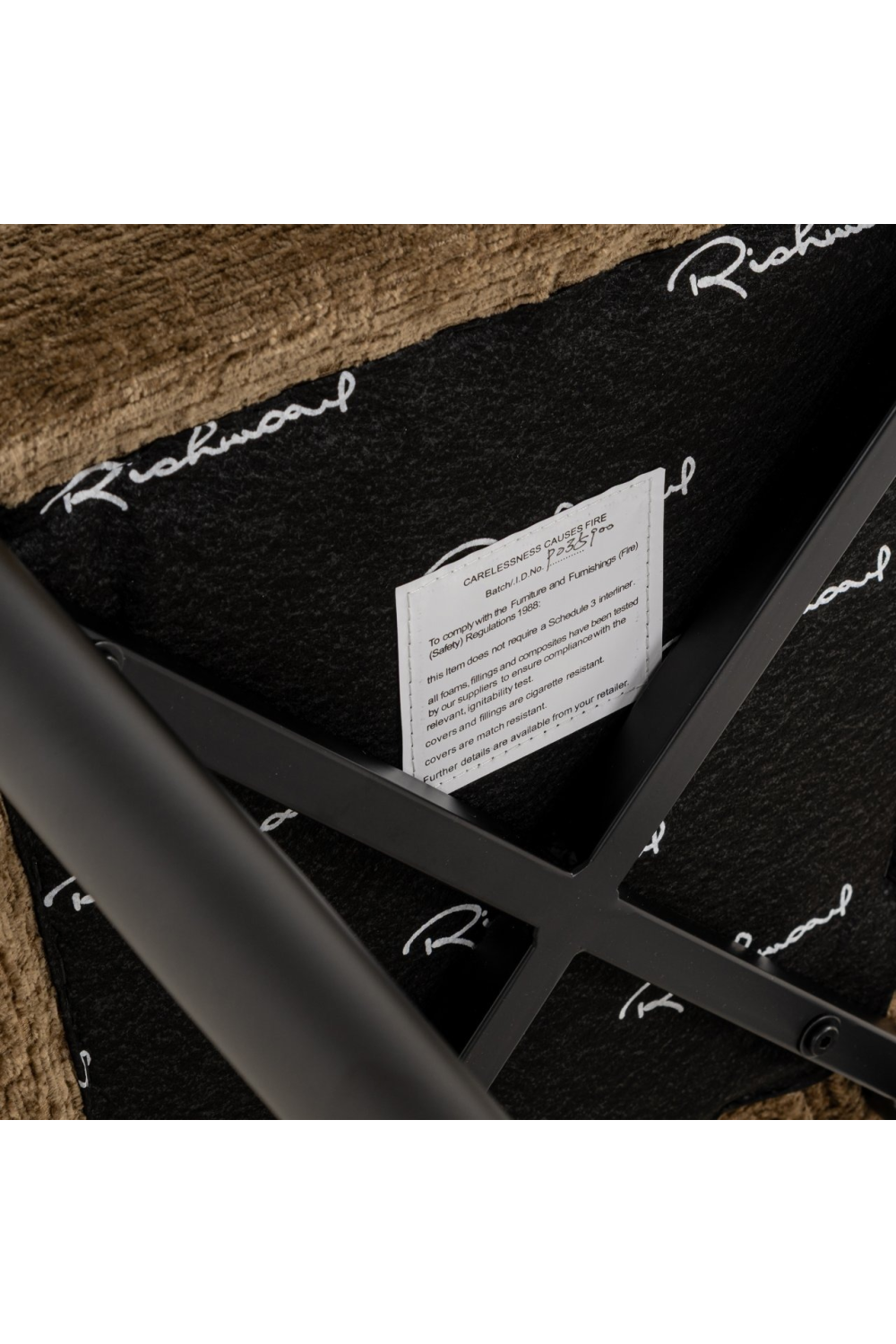 Curved Back Bar Stool | Oroa.com