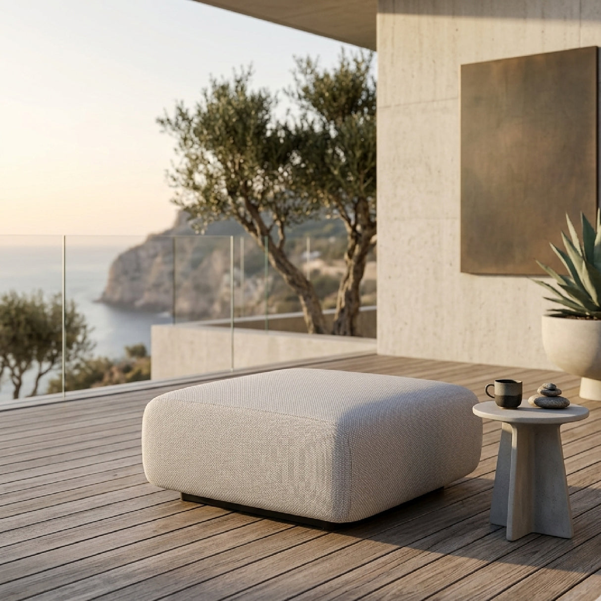 Minimalist Outdoor Ottoman | Oroa.com