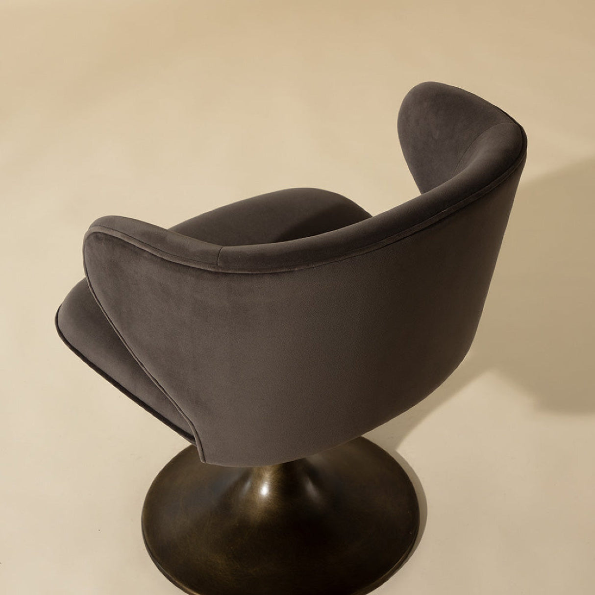 Pedestal Swivel Dining Chair by Splendido Simone, alternate view 21