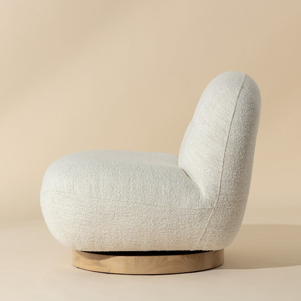 Modern Fabric Lounge Chair by Splendido Forester Accent Chair, alternate view 5