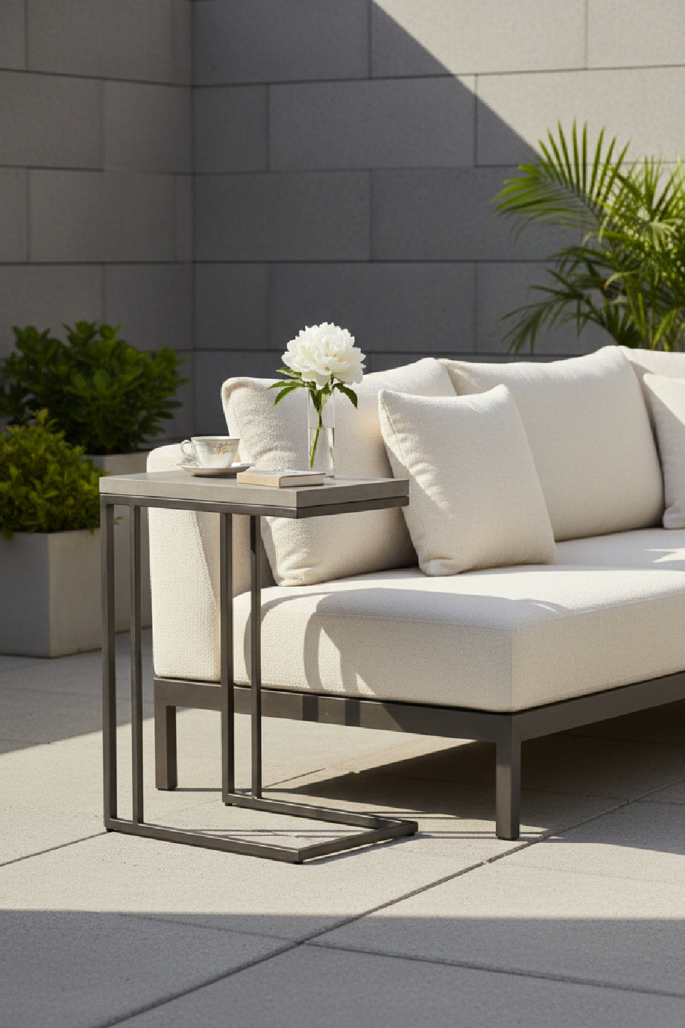 Minimalist Round Concrete Indoor/Outdoor End Table by Splendido Sawyer Side Table, alternate view 14