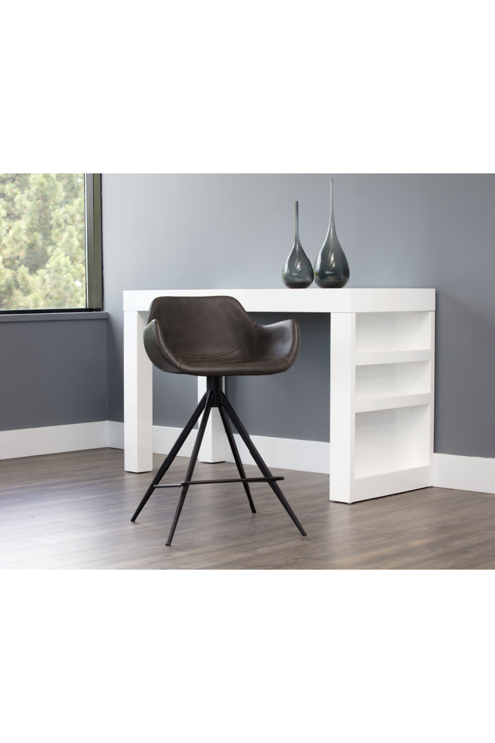 Modern European furniture - Metal Base Swivel Counter Stool - www.oroa.com