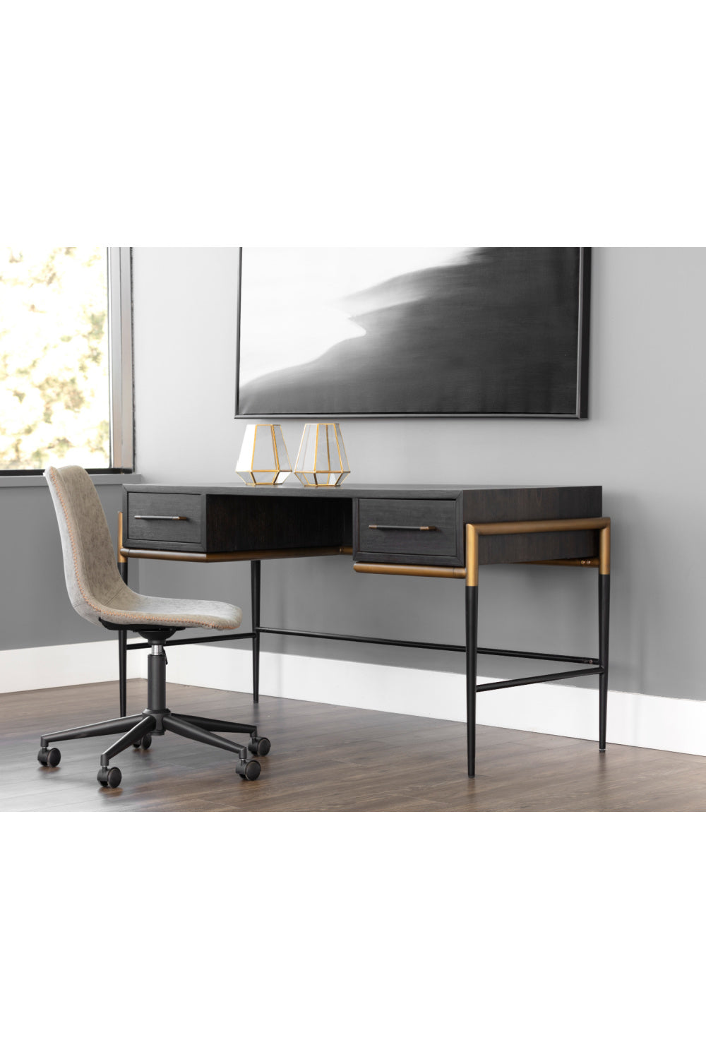 Modern European furniture - Painted Wood Office Desk - www.oroa.com