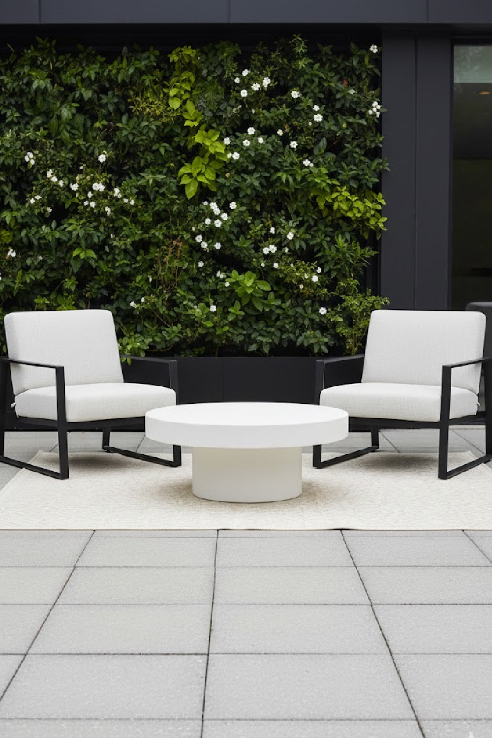 Black Concrete Indoor/Outdoor Coffee Table | Splendido Brando | Oroa.com