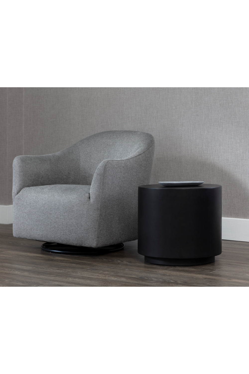 Cylindrical Indoor/Outdoor End Table by Splendido Rubin Side Table, alternate view 5