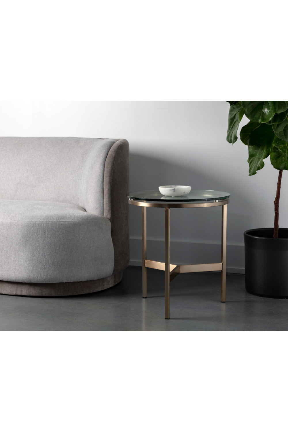 Tempered Glass Round End Table by Splendido Flato Side Table, alternate view 6