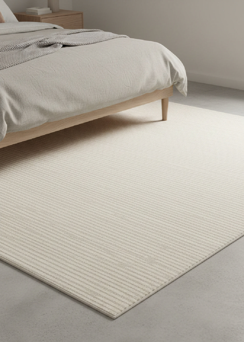Hand-woven Wool Area Rug by Splendido Deva, alternate view 2