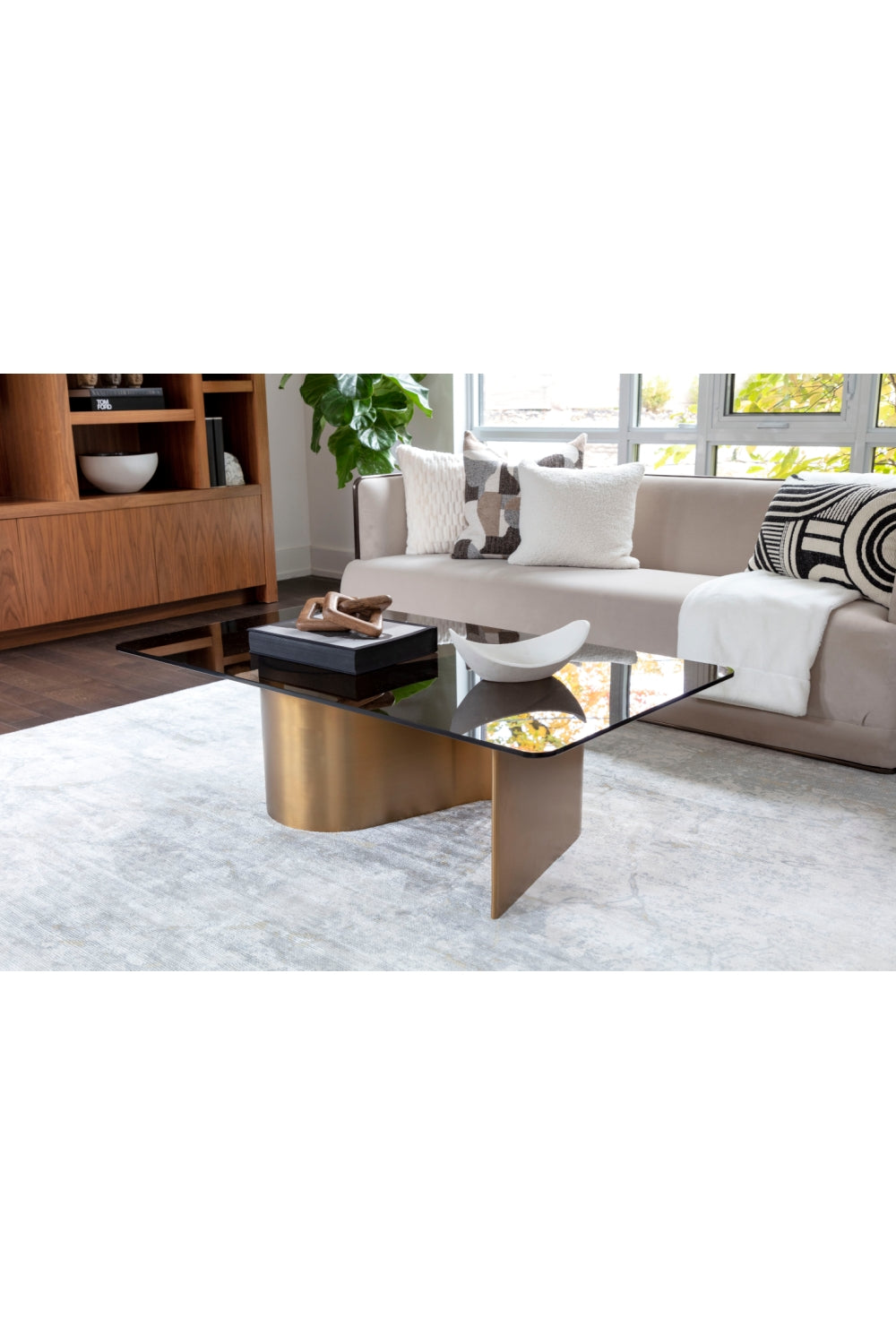 Gold S-Shaped Base Coffee Table | Splendido Whisper | Oroa.com
