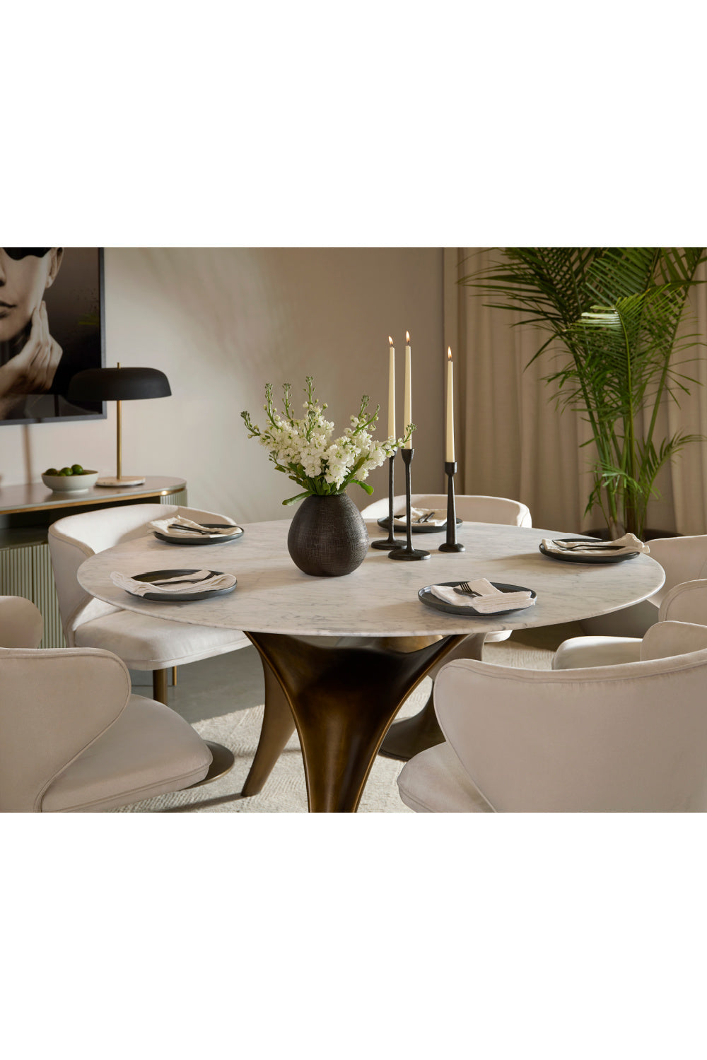 White Marble Round Dining Table by Splendido Bijon, alternate view 7