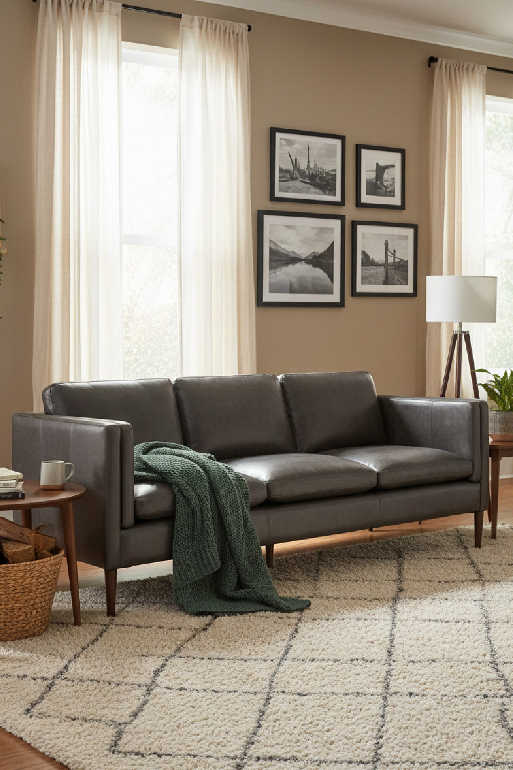 Black Leather Sofa by Splendido Richmond, alternate view 2