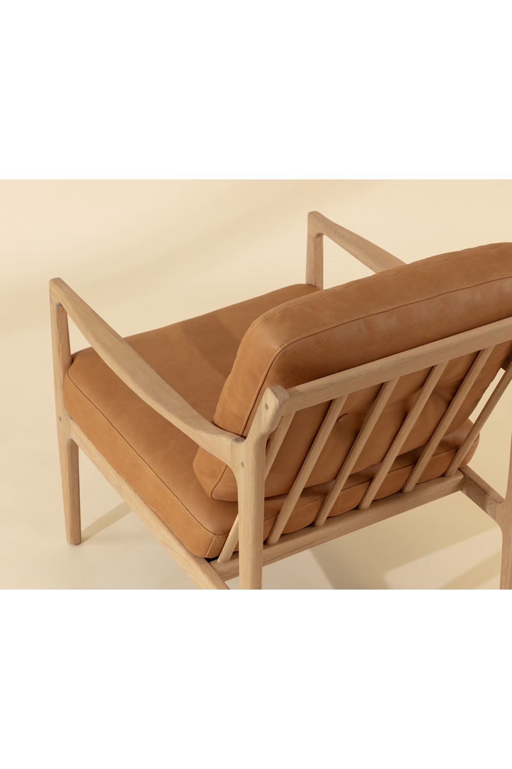 Button-Tufted Leather Lounge Chair by Splendido Gilmore Accent Chair, alternate view 11