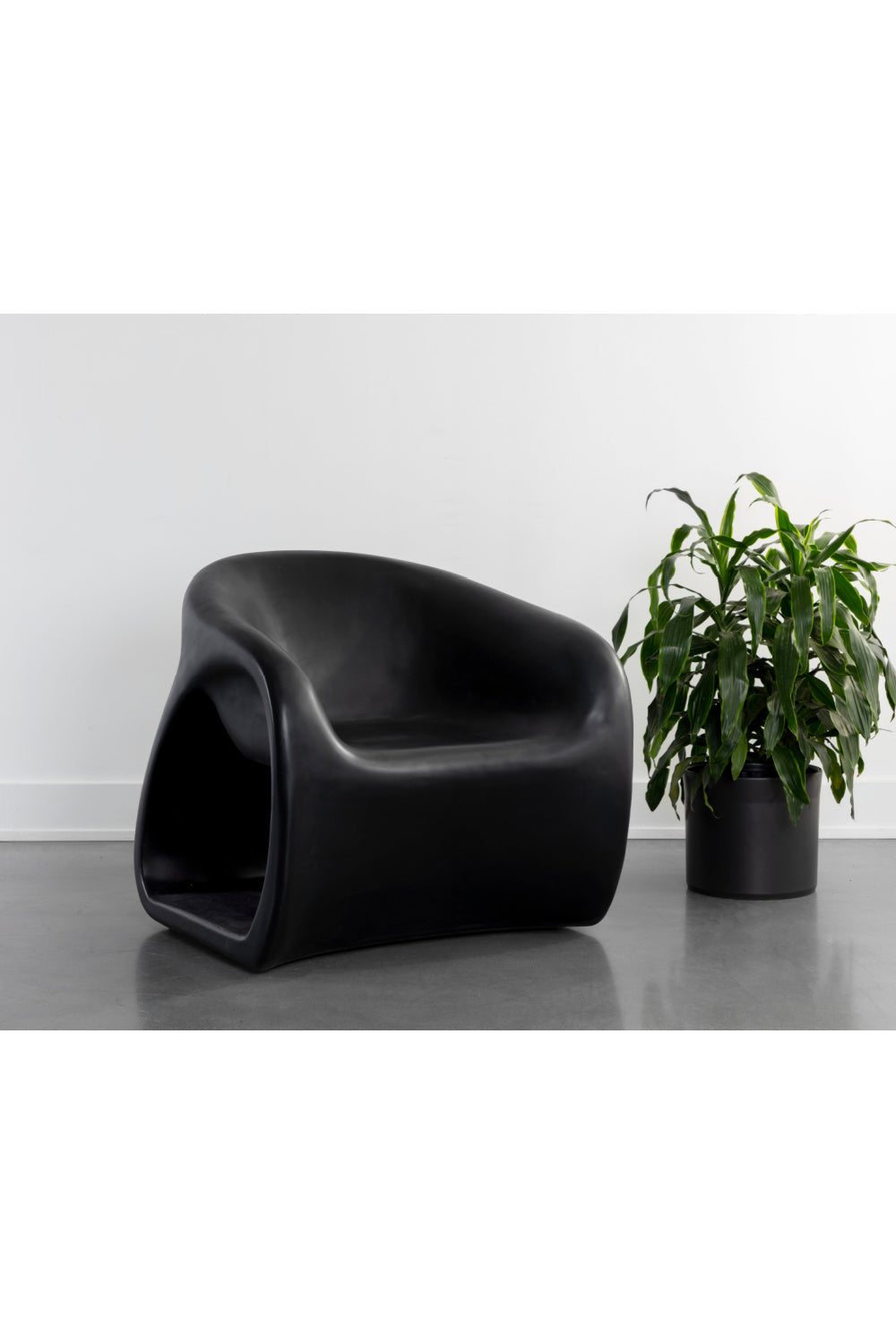 Molded Concrete Indoor/Outdoor Lounge Chair by Splendido Orson Accent Chair, alternate view 18