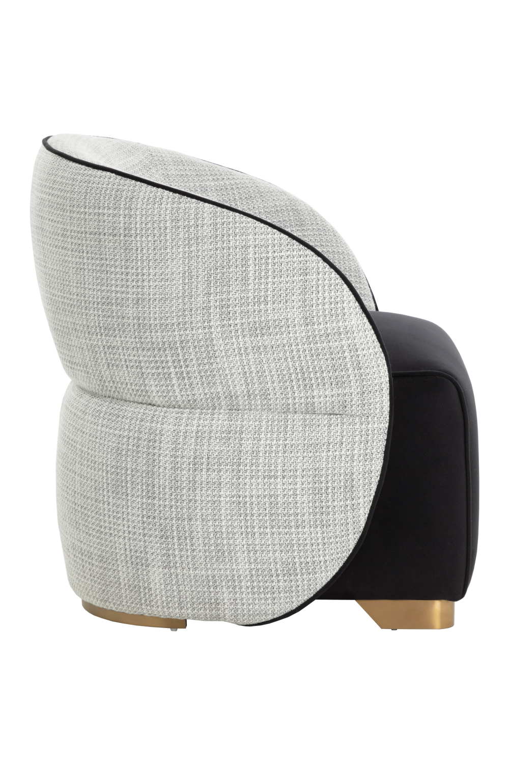 White Back Curved Lounge Chair | Splendido Fatina | Oroa.com