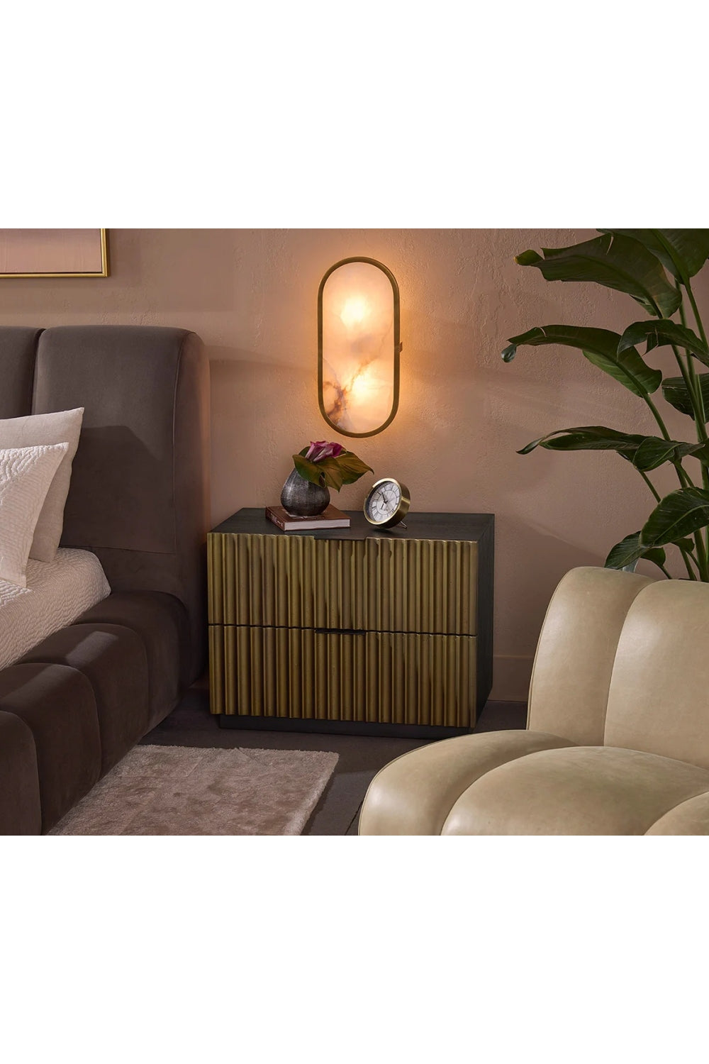Oval Alabaster Wall Lamp by Splendido Sidra, alternate view 8