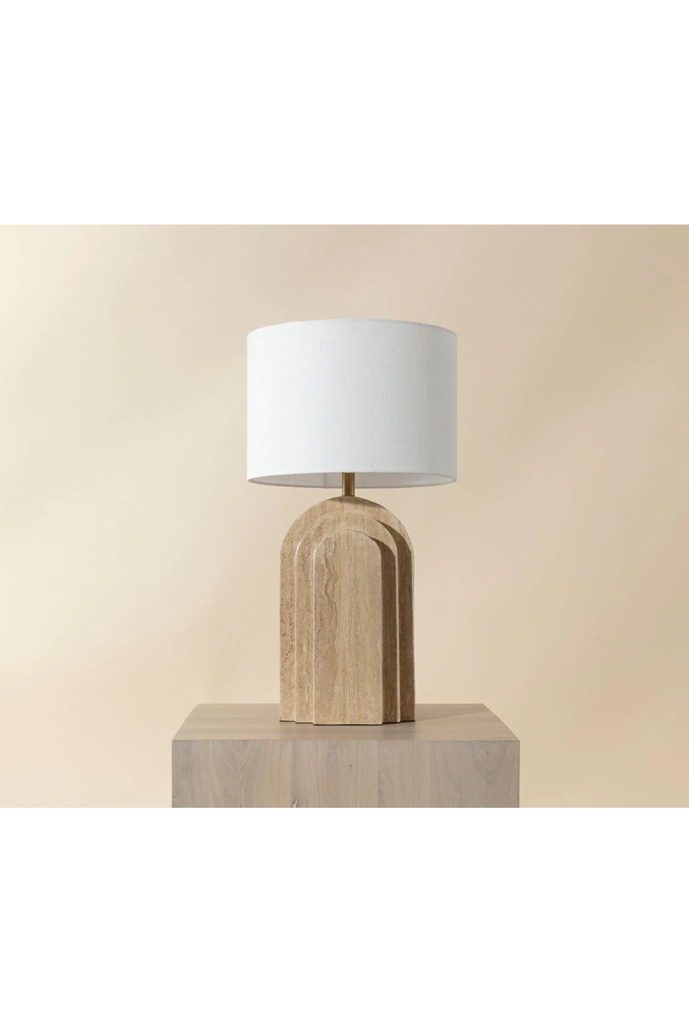 Arched Beige Travertine Table Lamp | Splendido Ancona | Oroa.com