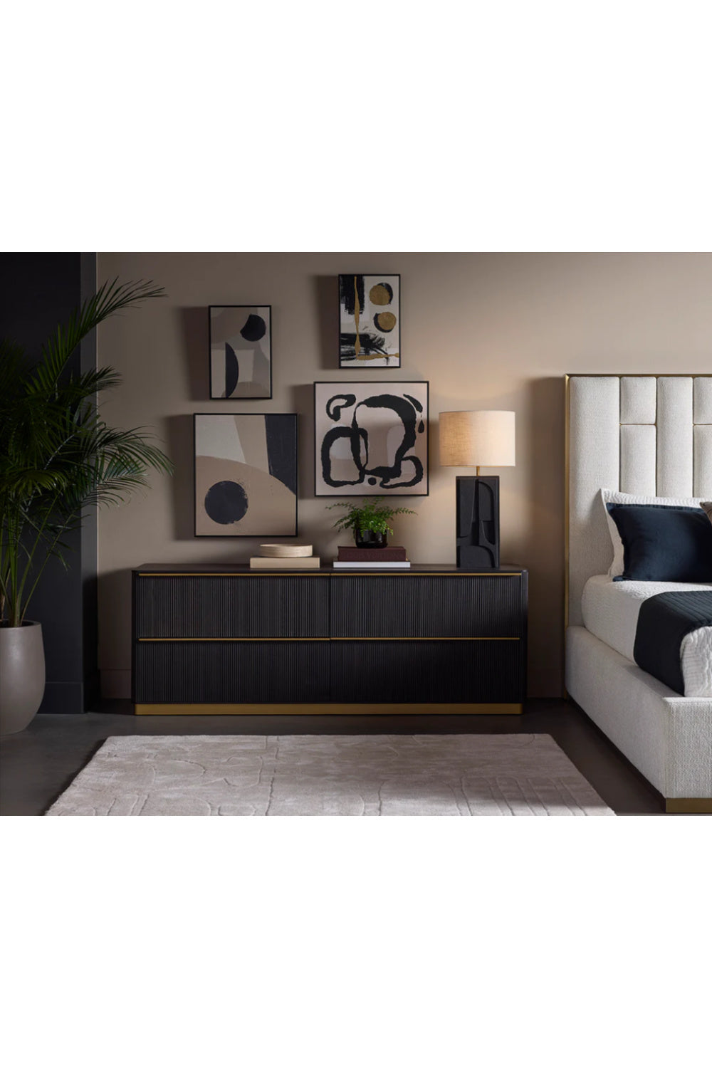 Reeded Oak 4-Drawer Dresser by Splendido Kalla, alternate view 16