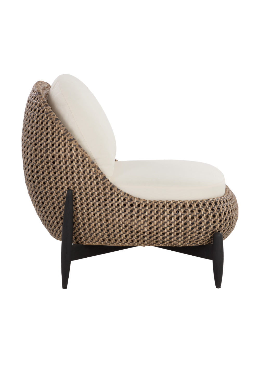 Modern European furniture - Padded Wicker Outdoor Lounge Chair - www.oroa.com