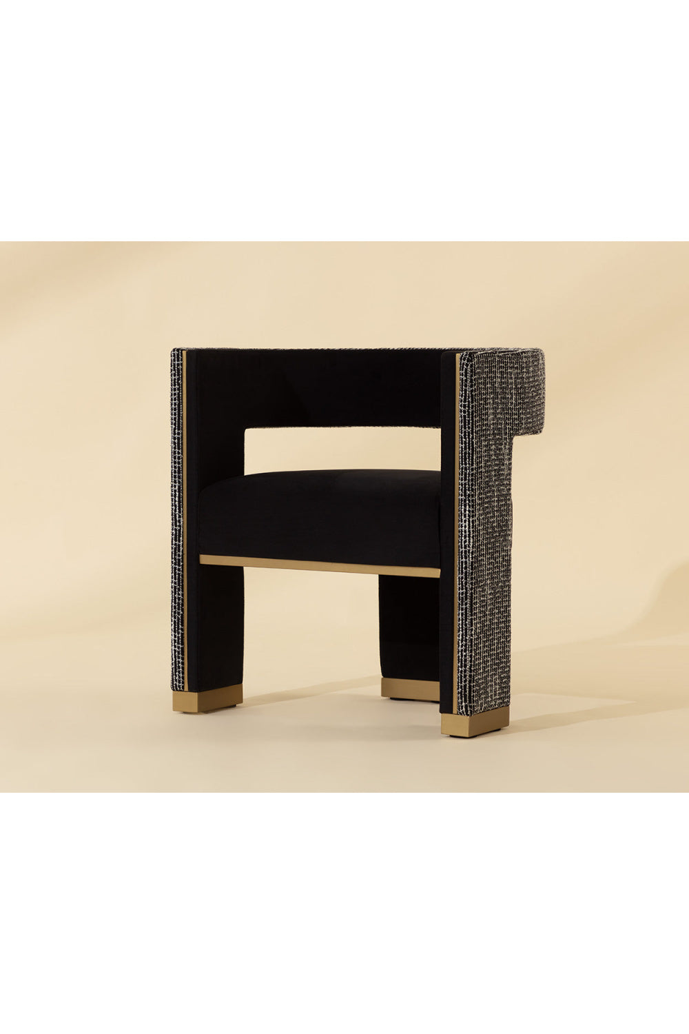 Curved 3-Legged Dining Chair by Splendido Adamina, alternate view 20