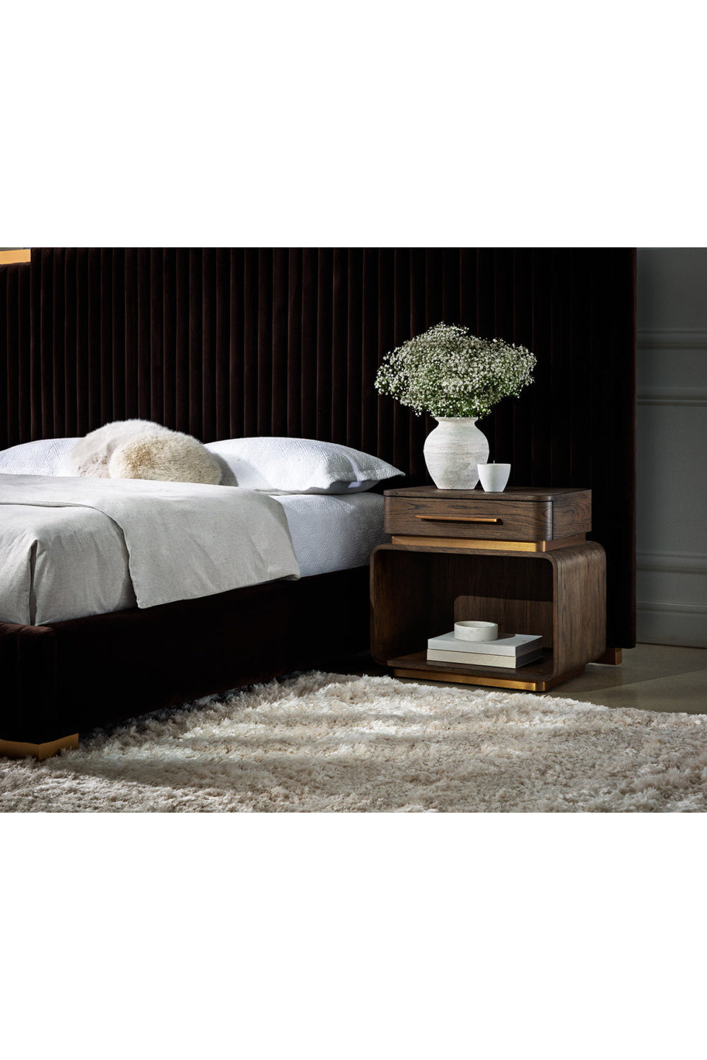 Brown Oak 1-Drawer Nightstand | Splendido Taro | Oroa.com