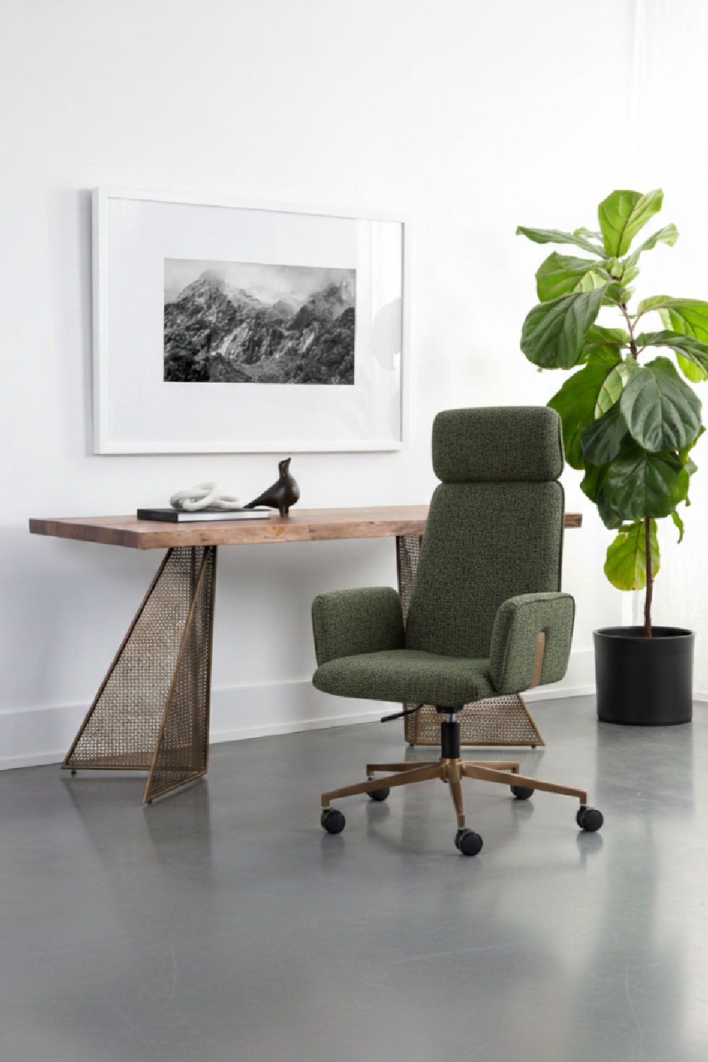 Curved Upholstered Office Chair by Splendido Kalev, alternate view 17