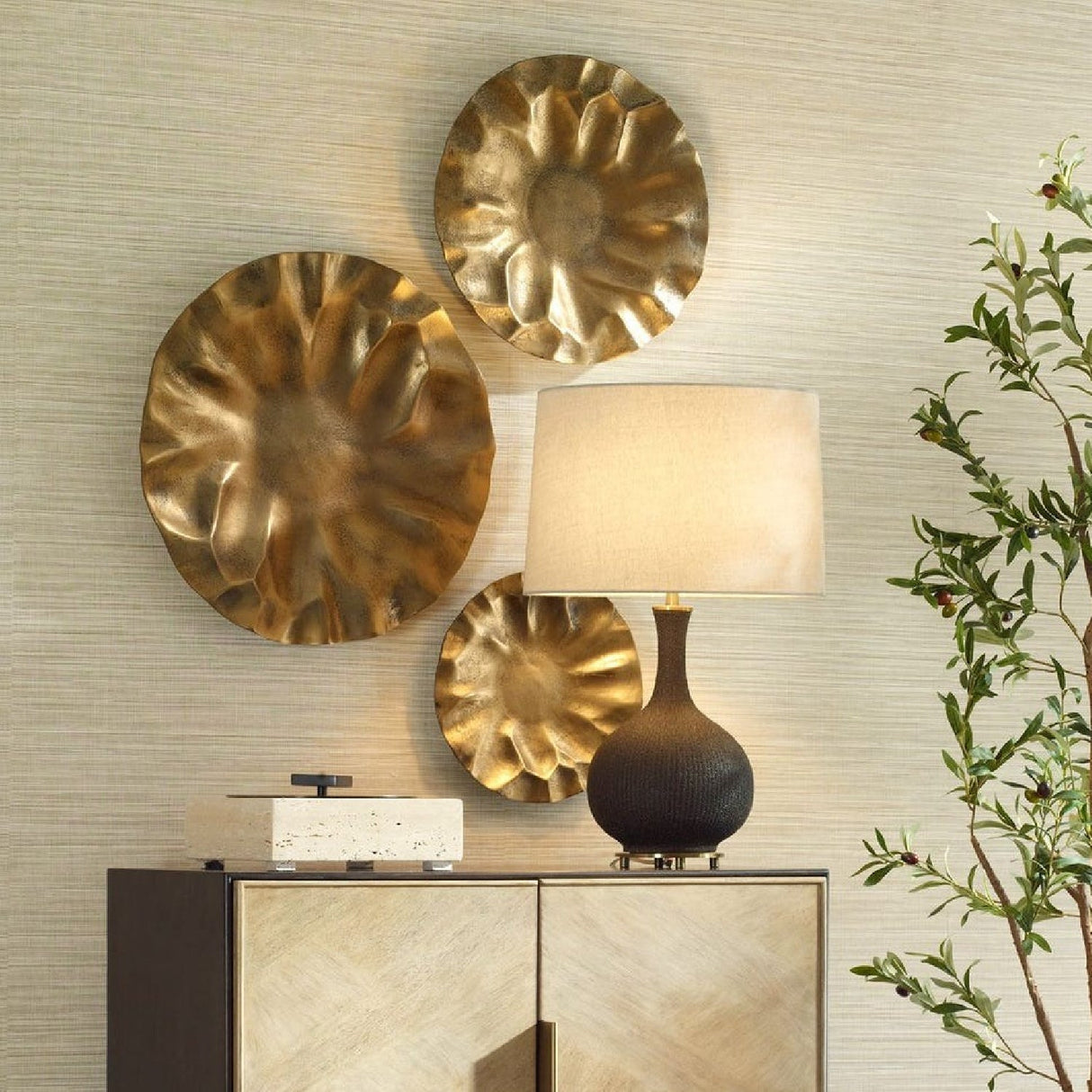 Modern European furniture - Aluminum Discs Indoor/Outdoor Wall Decor Set (3) - www.oroa.com