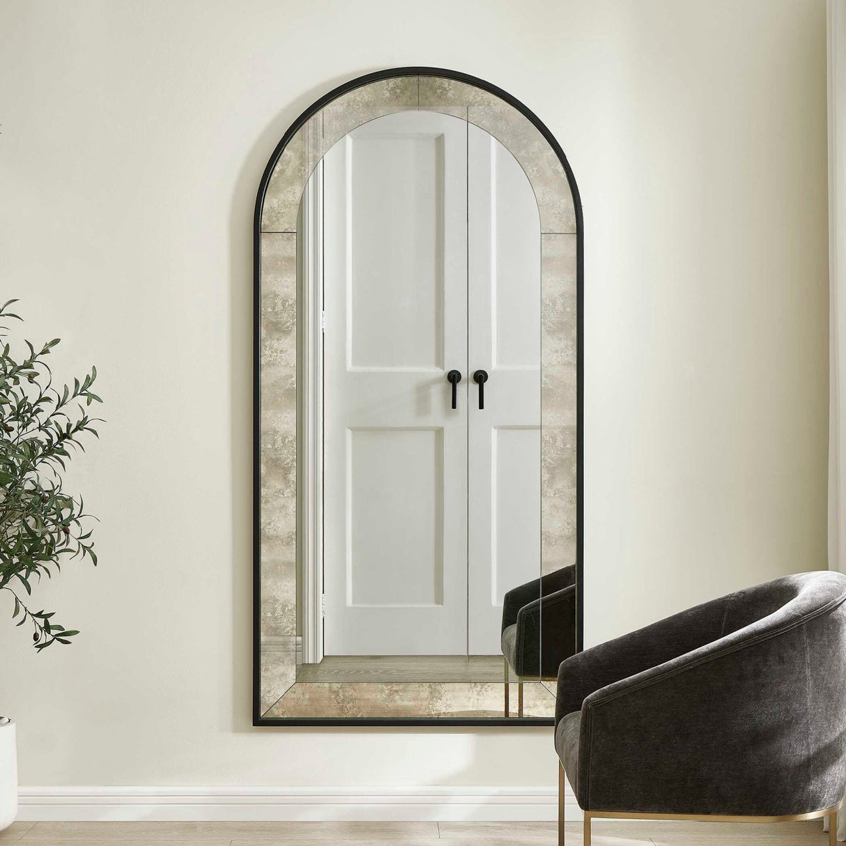 Modern European furniture - Black Arched Mirror - www.oroa.com