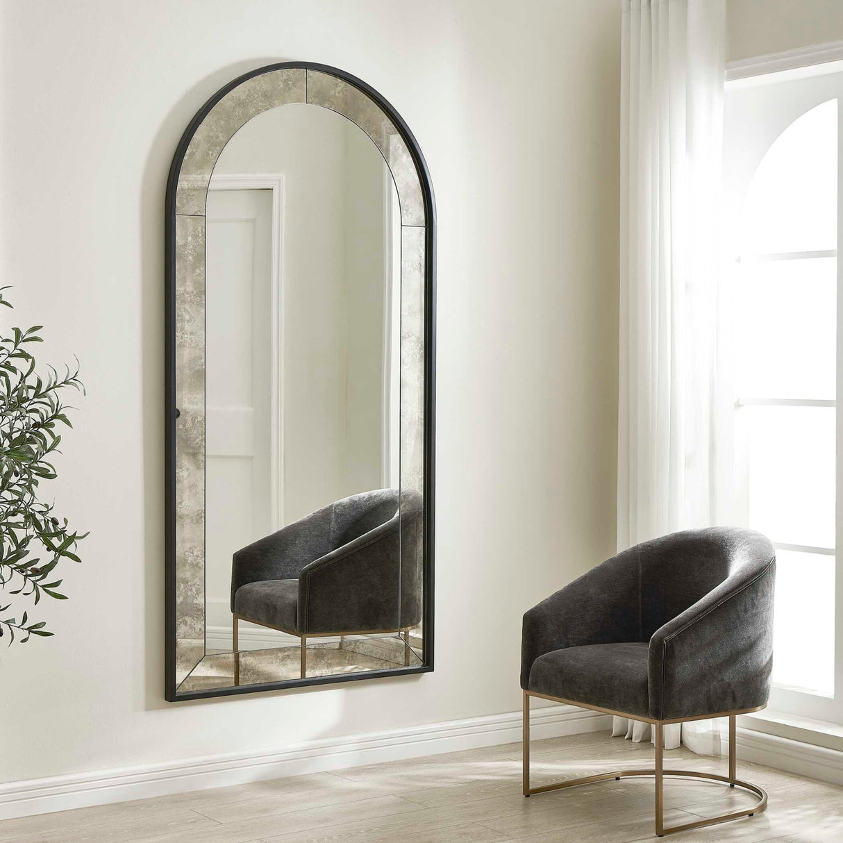 Modern European furniture - Black Arched Mirror - www.oroa.com