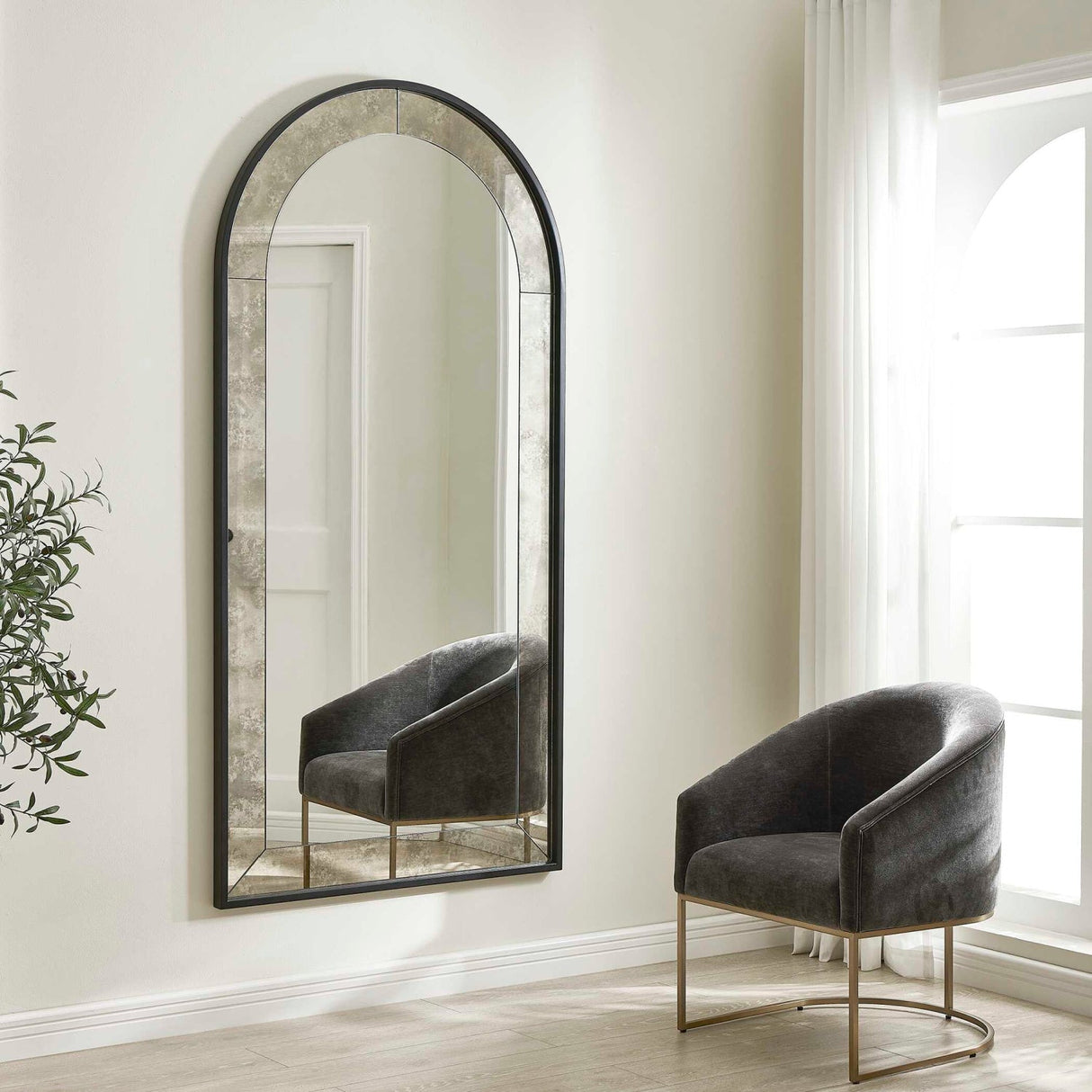 Modern European furniture - Black Arched Mirror - www.oroa.com