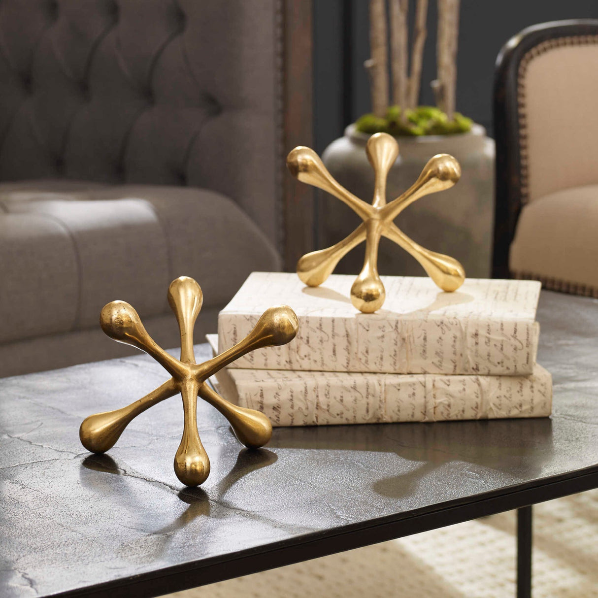 Modern European furniture - Cast Aluminum Decorative Objects (2) - www.oroa.com