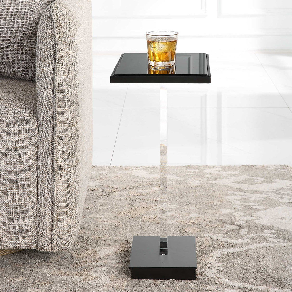 Modern European furniture - Black Mirror Accent Table - www.oroa.com