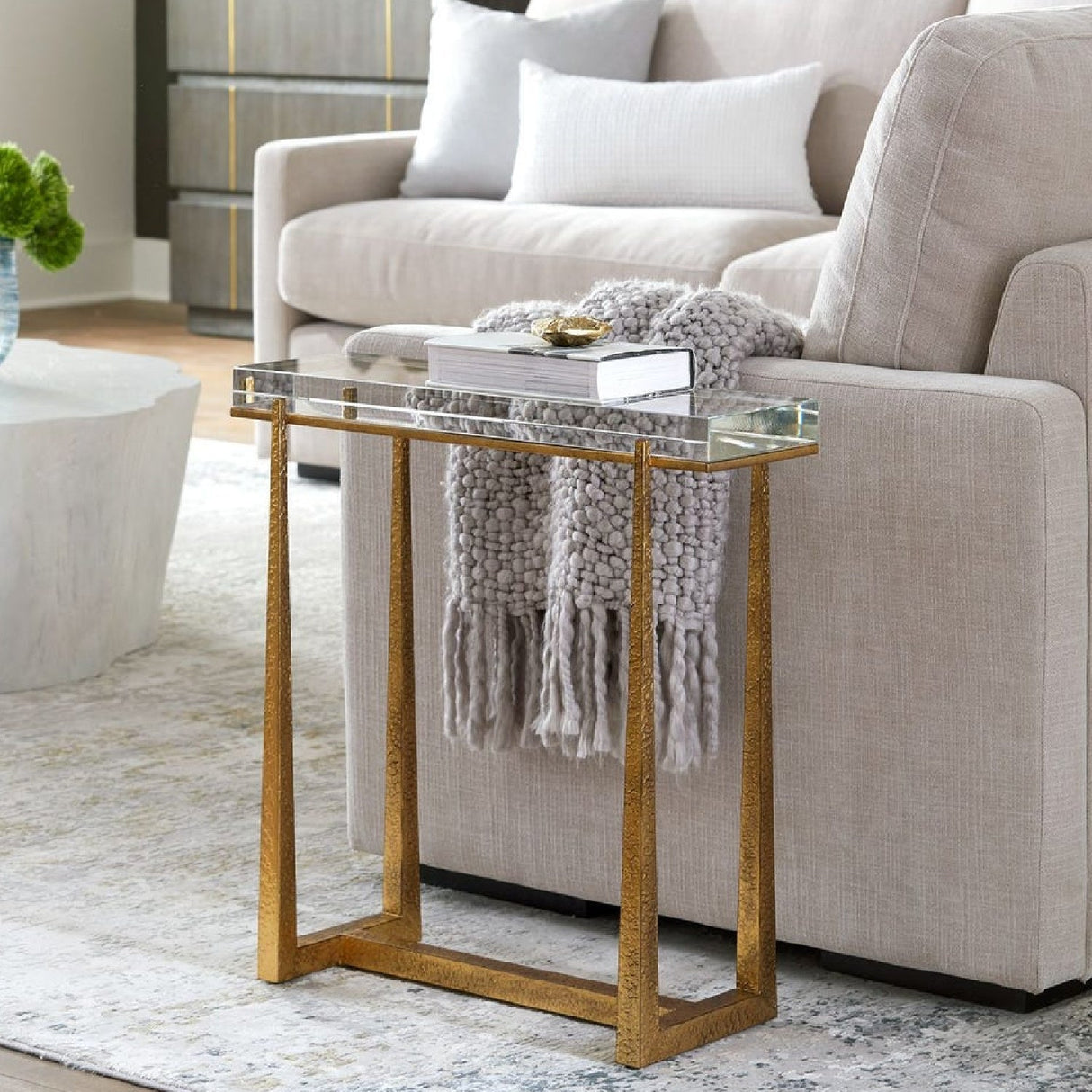 Modern European furniture - Crystal Top Accent Table - www.oroa.com