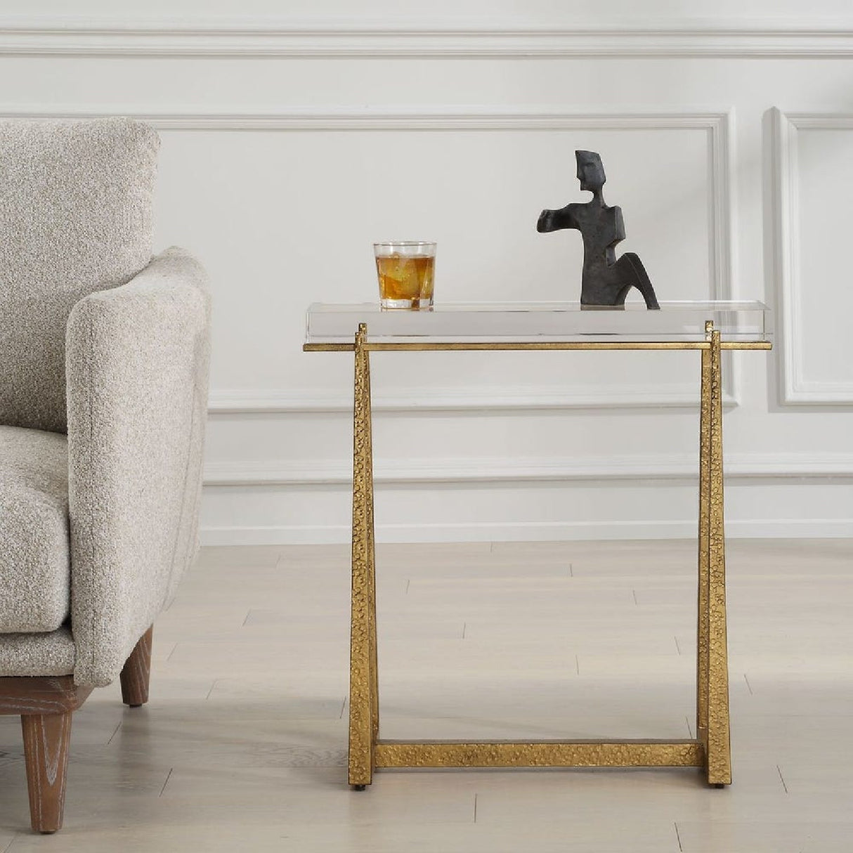Modern European furniture - Crystal Top Accent Table - www.oroa.com