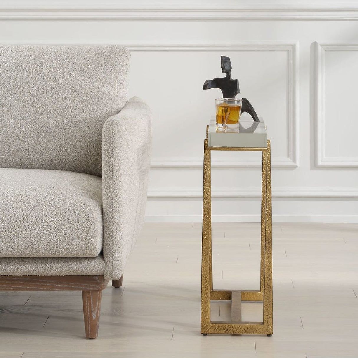 Modern European furniture - Crystal Top Accent Table - www.oroa.com