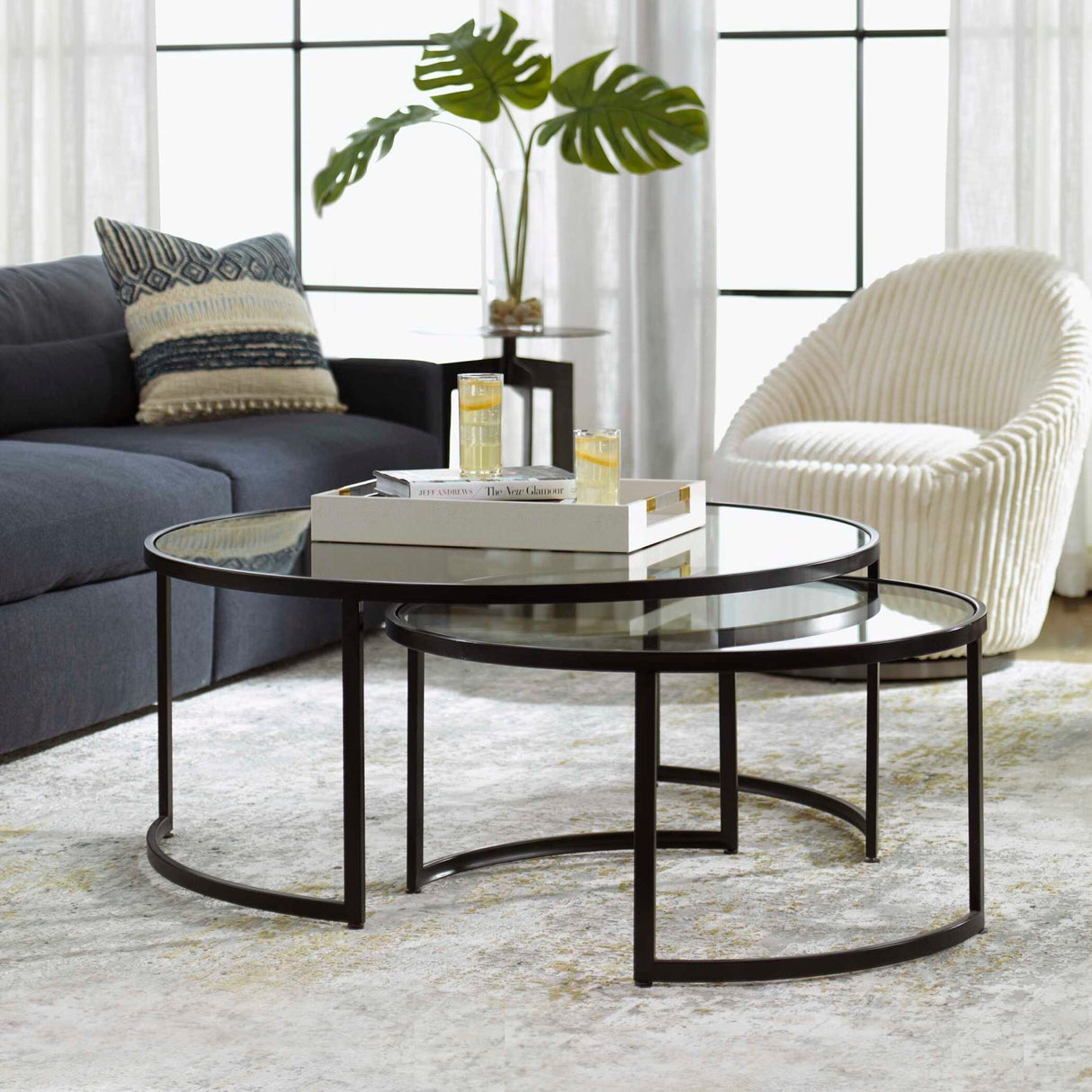 Modern European furniture - Black Round Nesting Coffee Tables (2) - www.oroa.com