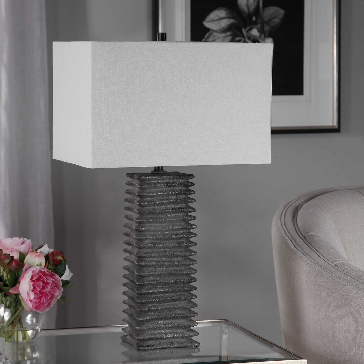 Modern European furniture - Ribbed Ceramic Table Lamp - www.oroa.com