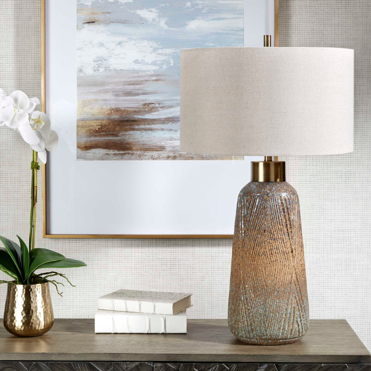 Embossed Glaze Ceramic Table Lamp | Oroa.com