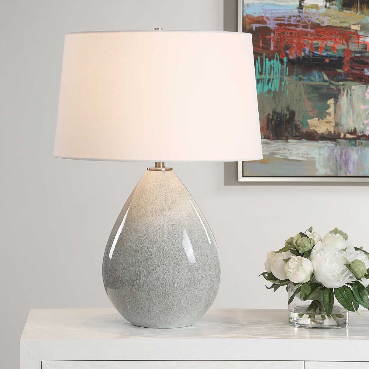 Cream Ceramic Teardrop-Shaped Table Lamp | Oroa.com