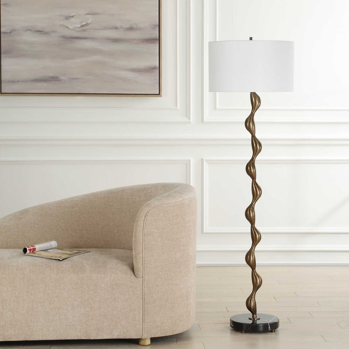 Wavy Bronze Floor Lamp – Remolino – alternate view 7