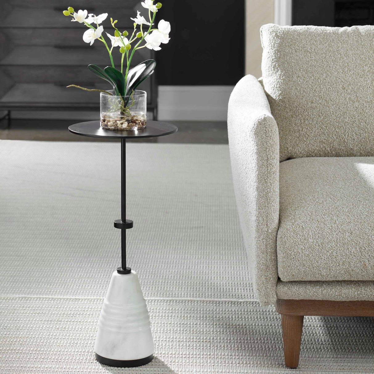 Modern European furniture - Black Metal Round Drink Table - www.oroa.com