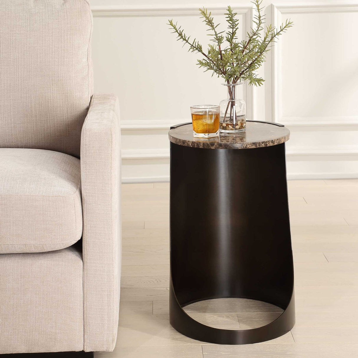Modern European furniture - Brown Marble Round Sie Table - www.oroa.com